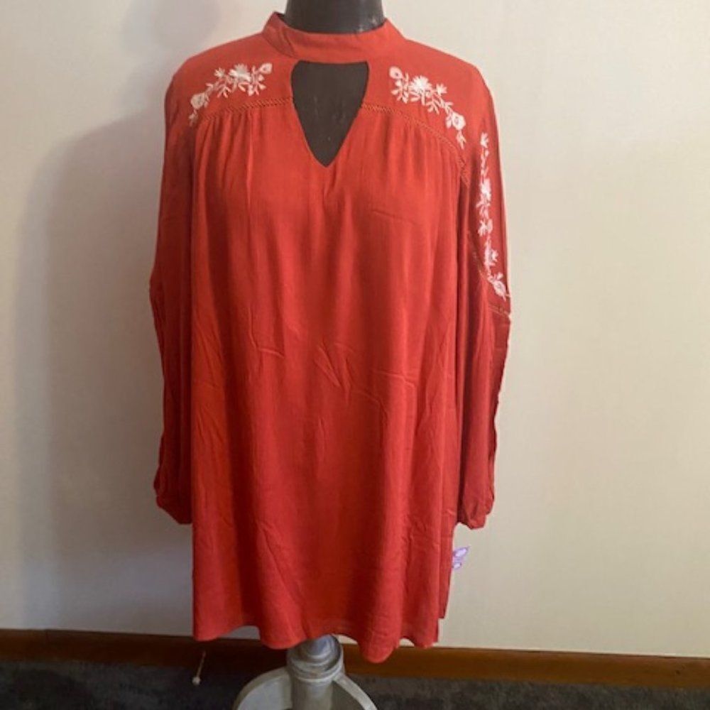Anthropologie Paper Crane Burnt Orange embroidered top, size L